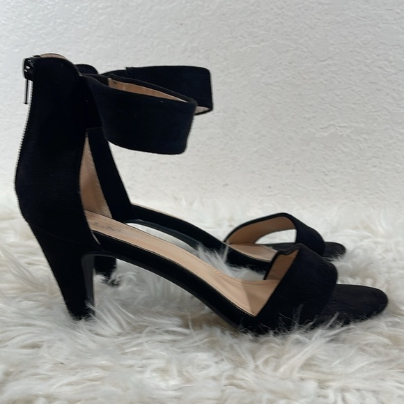 BELLA MARIE Elysa Open Toe Ankle Strappy Heels Black Suede Size 8.5 - Picture 5 of 15